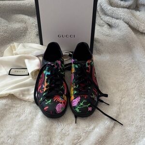 Gucci Black Floral Sneakers with Multicolor Print